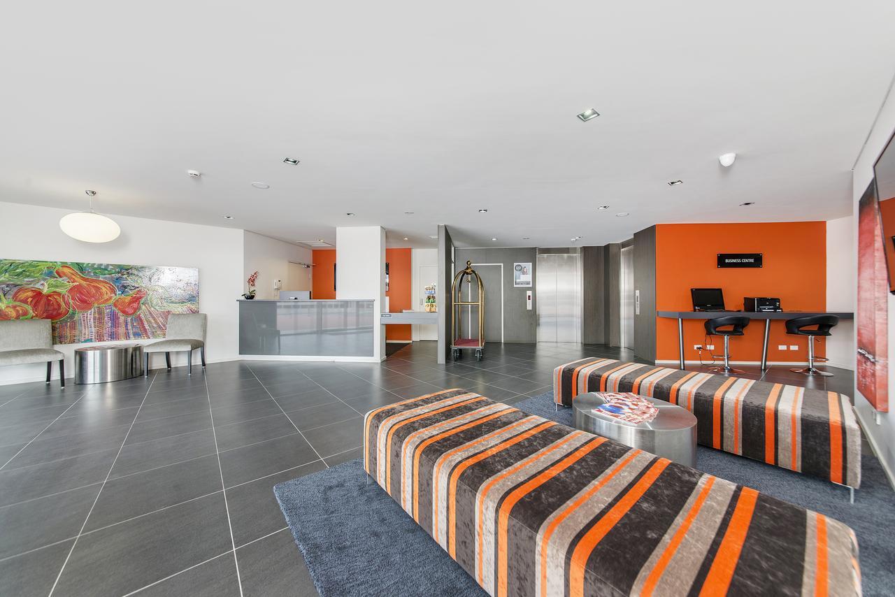 Abode Tuggeranong Apart otel Kanberra Dış mekan fotoğraf